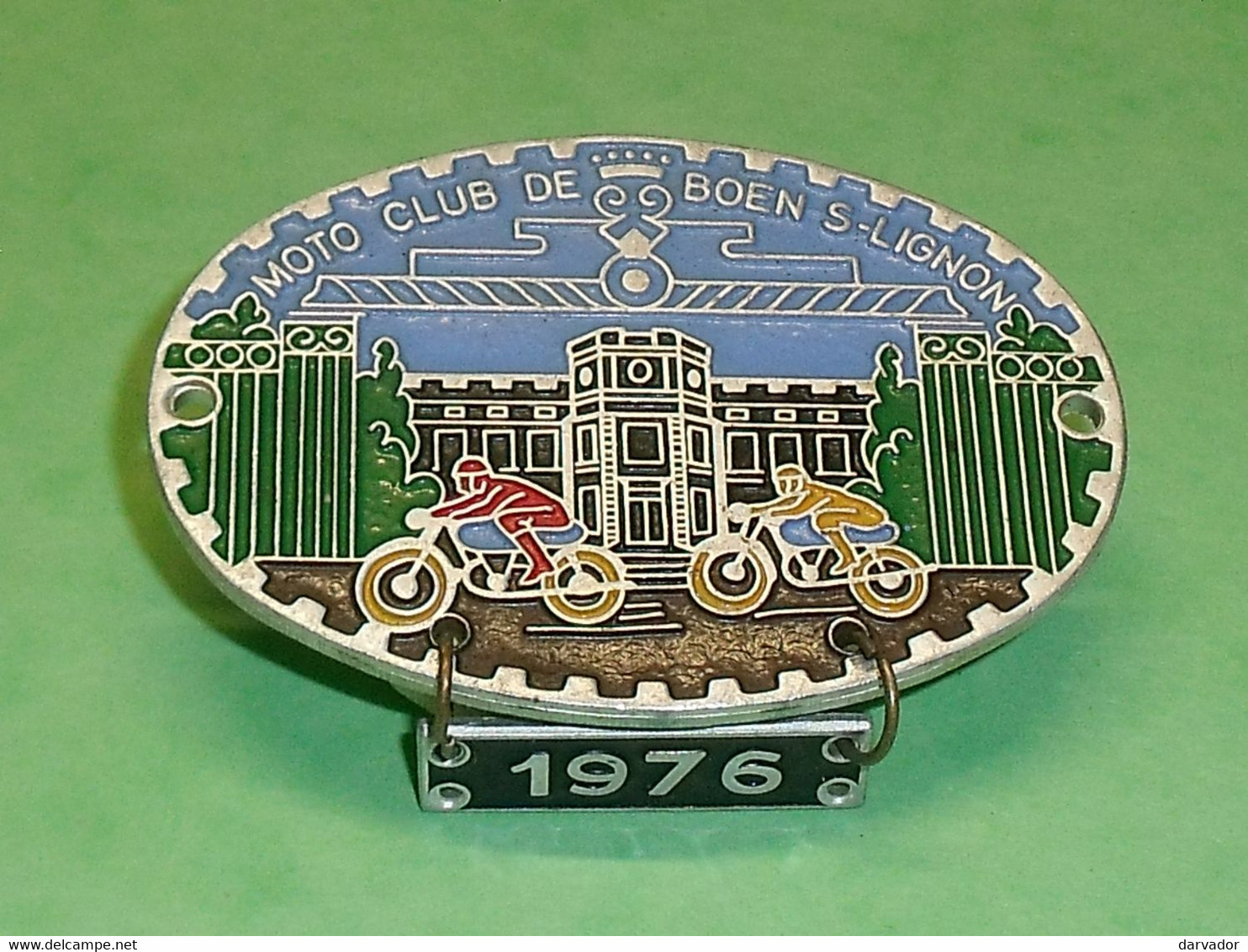 TB3 / Pin's / Broche / Moto / Moto Club De Boen S Lignon 1976 ( Gros Format 7,3 X 5 Cm ) TB (épingle De Broche Abimé ) - Motos