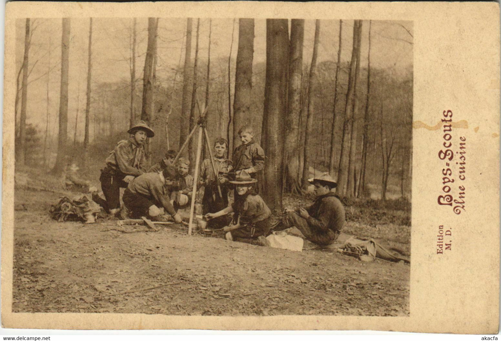 PC SCOUTING, BOYS-SCOUTS, UNE CUISINE, Vintage Postcard (b28508) - Scoutisme