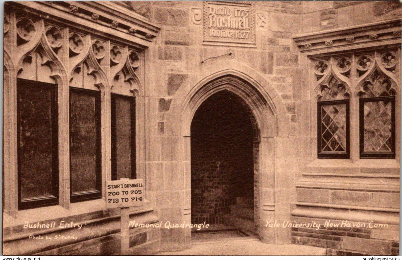 Connecticut New Haven Bushnell Entrance Memorial Quadrangle Yale University - New Haven