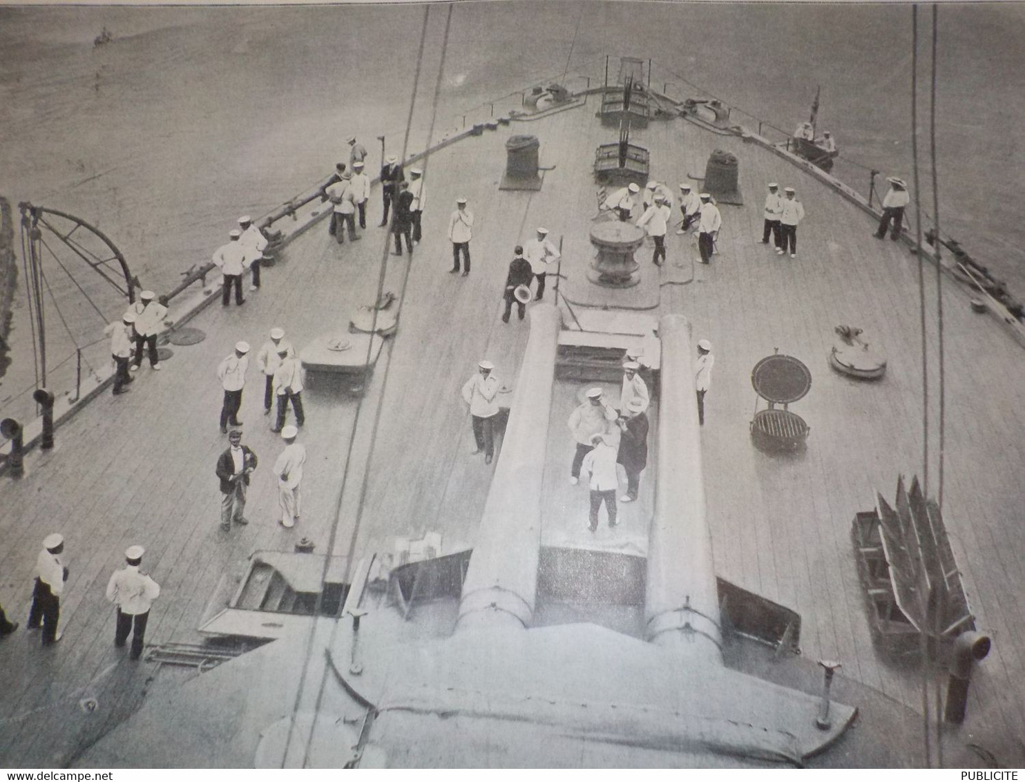 PHOTO  PONT AVANT DU MIKASA DE LA FLOTTE JAPONAISE 1905 - Bateaux