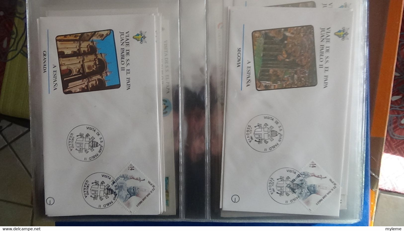 Z7 Belle collection de 132 enveloppes 1er jour du voyage de sa souveraineté le Pape Classeur 2 de 6 ...  A saisir !!!