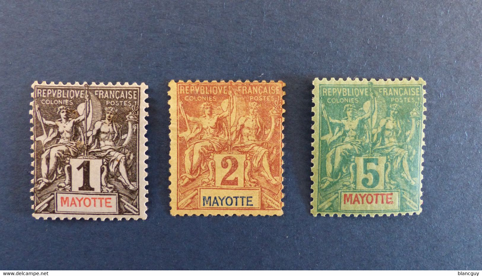 Mayotte - YT N° 1 * - 2 (*) - 4 * Neuf Avec Charnière Et Neuf Sans Gomme - Unused Stamps
