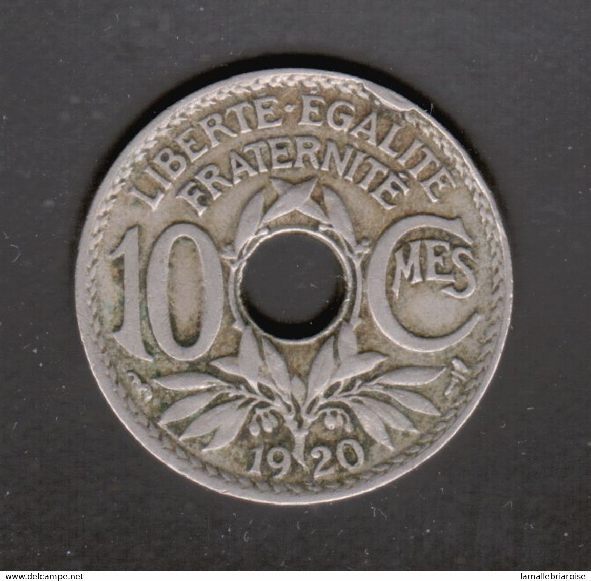 Pièce 10 Centimes Lindaueur 1920, Fautée, Surplus De Metal Au Dessus Du Mot Egalité - Abarten Und Kuriositäten