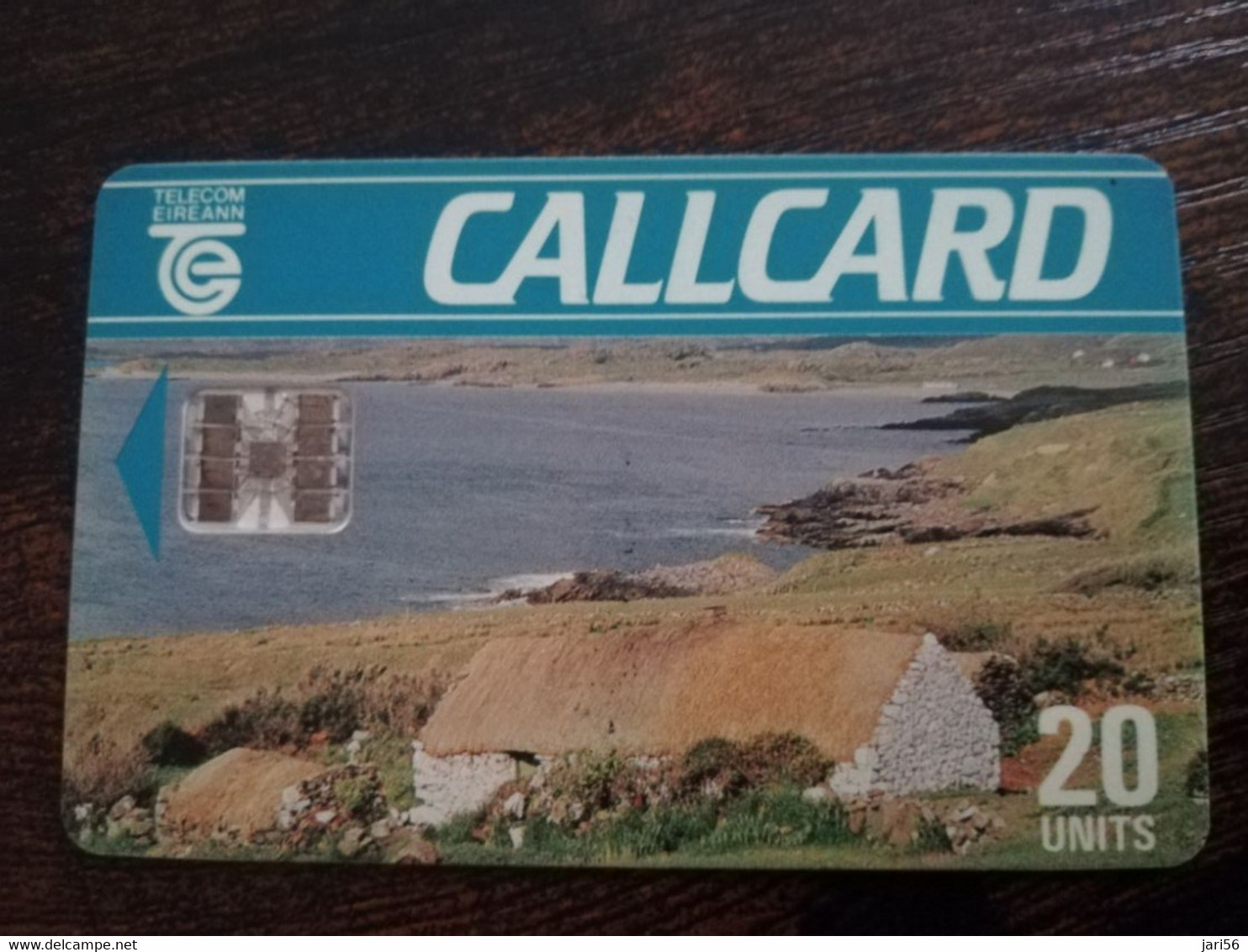 IRELAND /IERLANDE    CHIPCARD  10 UNITS  COTTAGE  DIFF CHIP          ** 6384** - Irlande