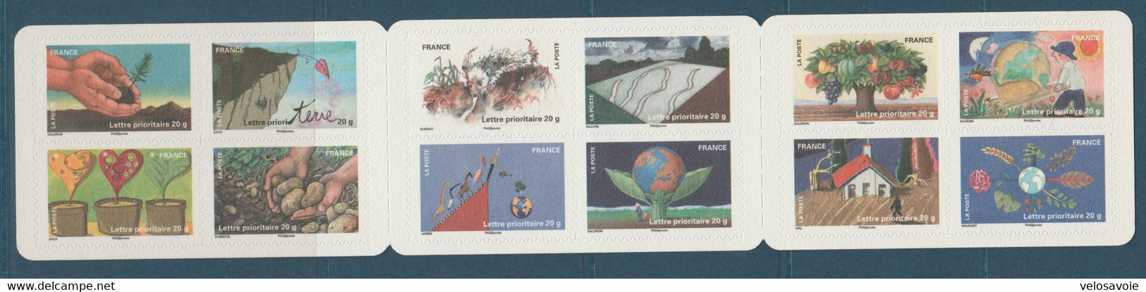 BC 526 CARNET LA TERRE AVEC VARIETE SAPIN MARRON EN FEU AU LIEU DE VERT SUR LE 11 EME TIMBRE MAISON ** - Unused Stamps