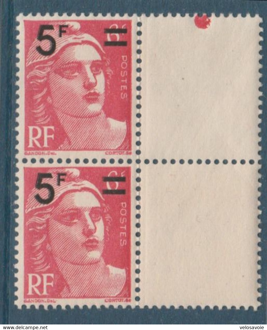 N° 827c MECHES CROISEES TENANT A NORMAL ** - Unused Stamps
