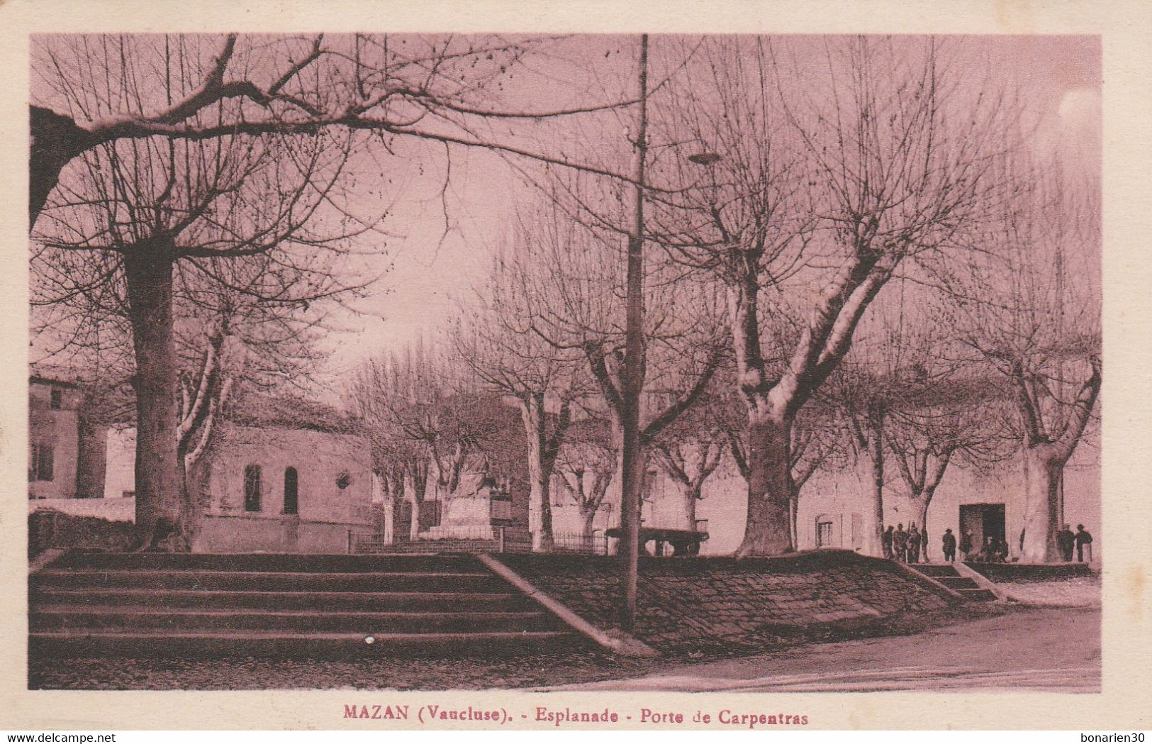 CPA  84 MAZAN ESPLANADE PORTE DE CARPENTRAS - Mazan