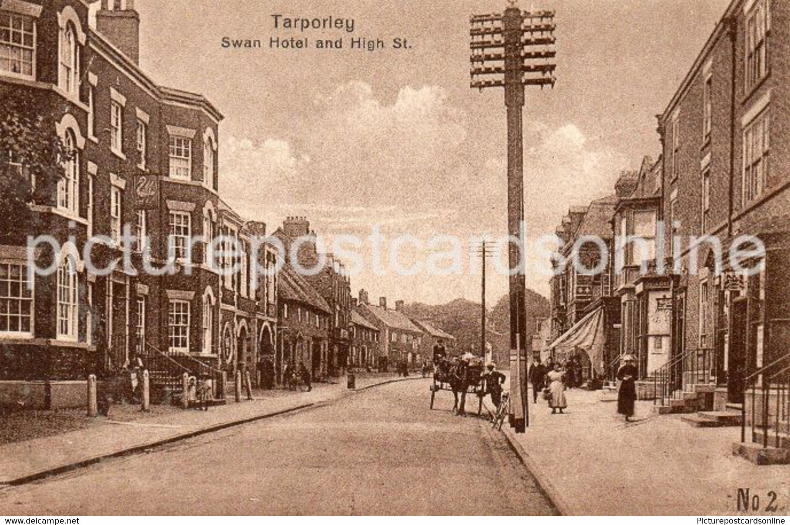 TARPOLEY SWAN HOTEL AND HIGH STREET OLD B/W POSTCARD CHESHIRE - Otros & Sin Clasificación