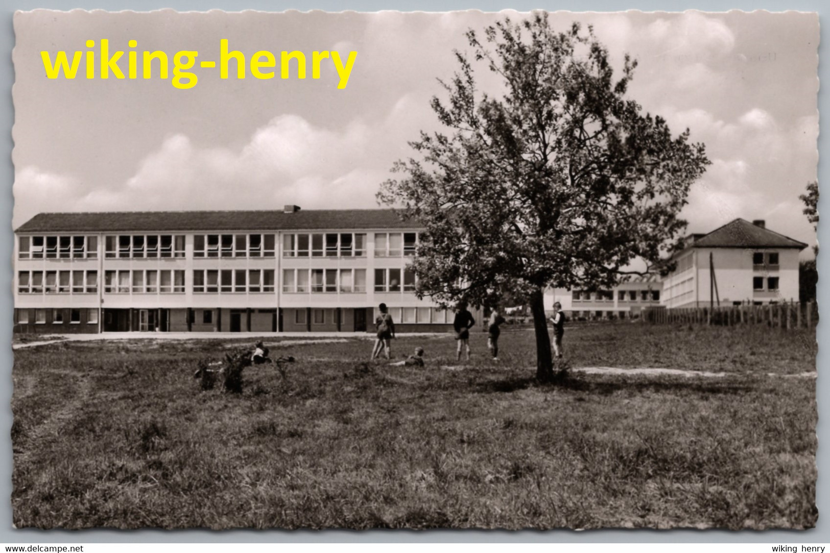 Usingen - S/w An Der Neuen Volksschule - Usingen