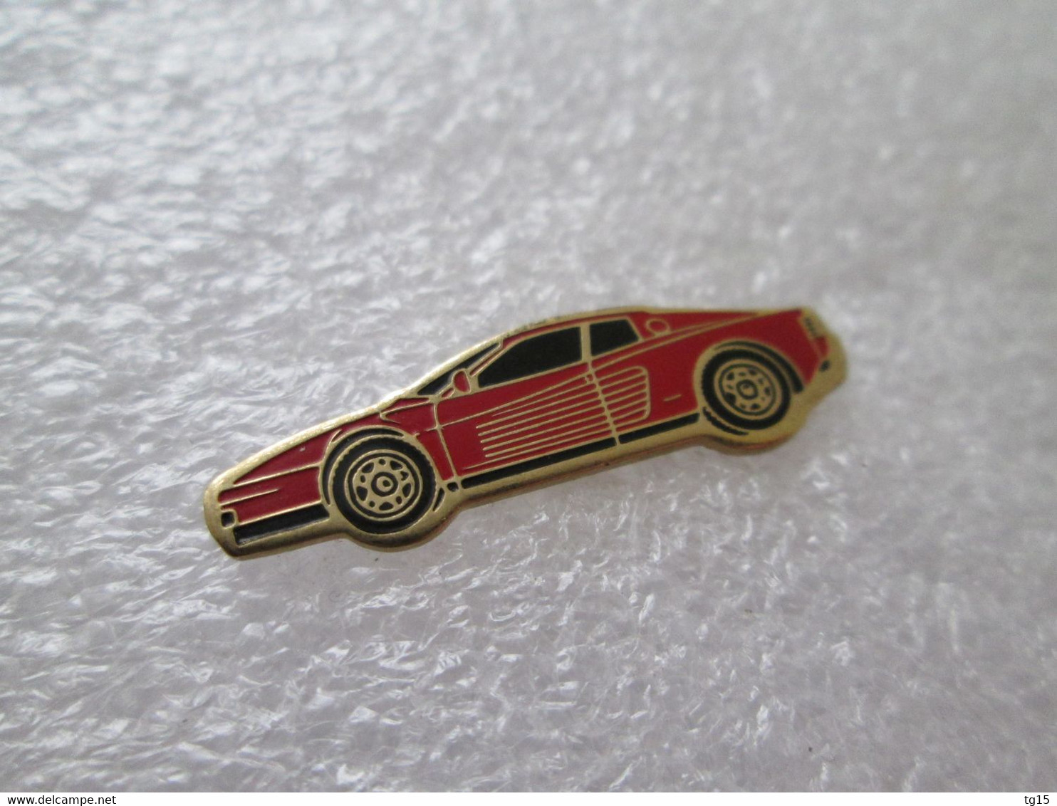 PIN'S    FERRARI   512  TESTAROSSA - Ferrari