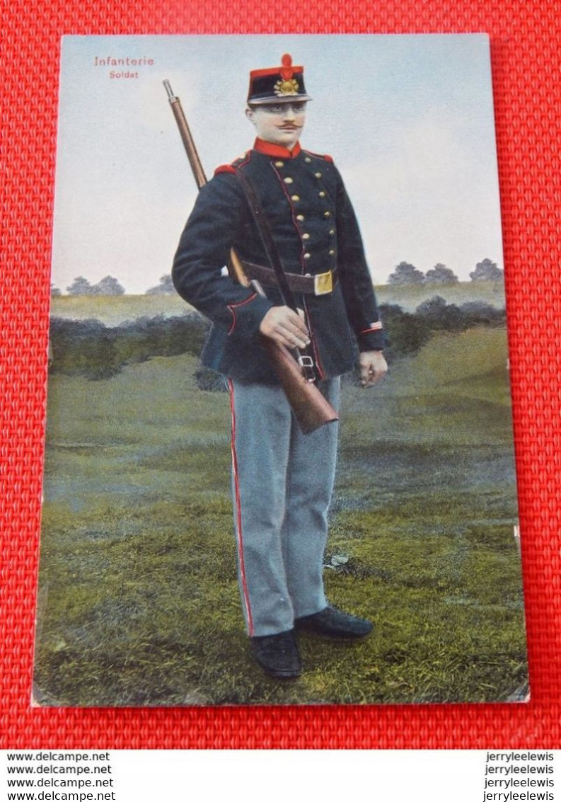 MILITARIA - ARMEE BELGE -  Soldat   -  Infanterie - Uniformen