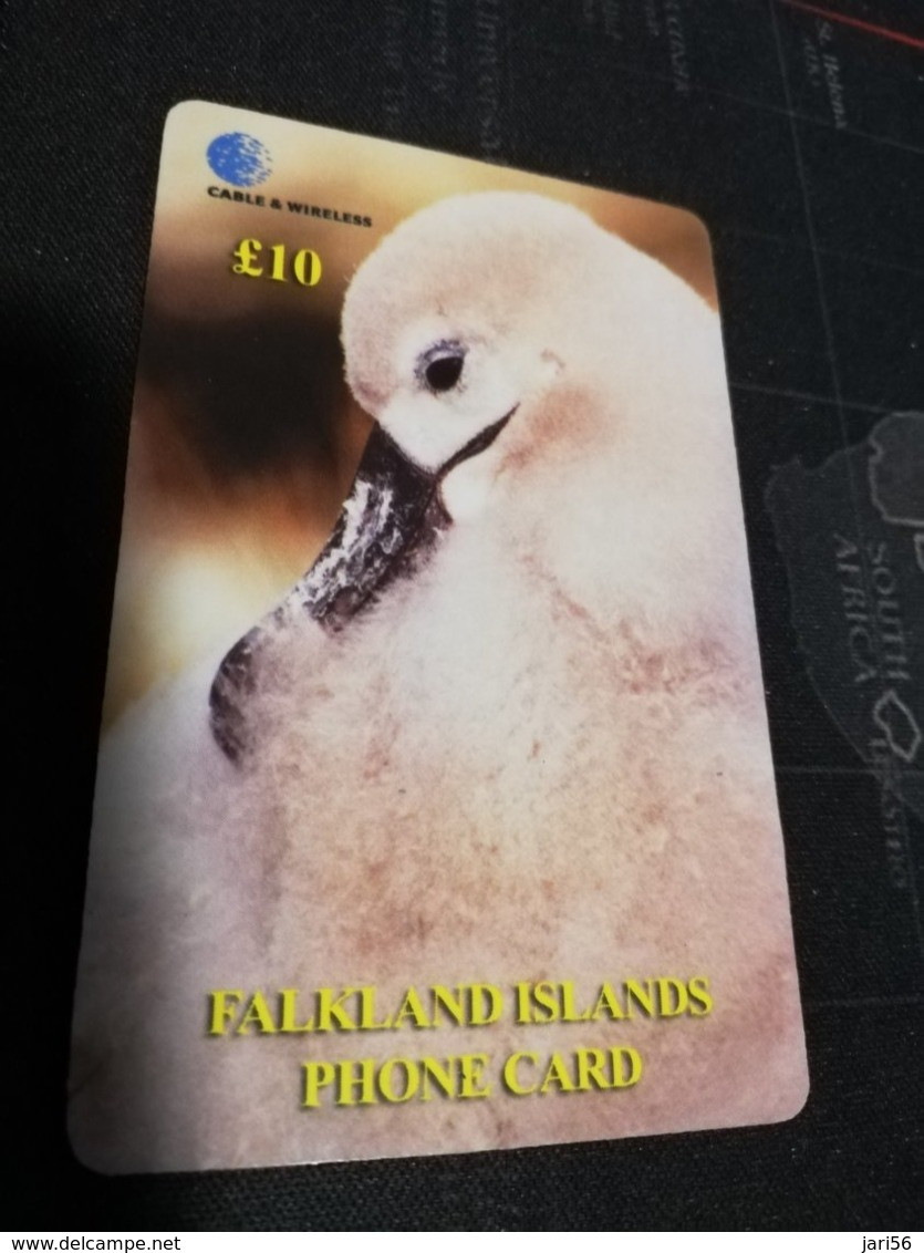 FALKLAND ISLANDS   10  Pound PREPAID  ALBATROS CHICK   New  Logo C&W **6455** - Islas Malvinas