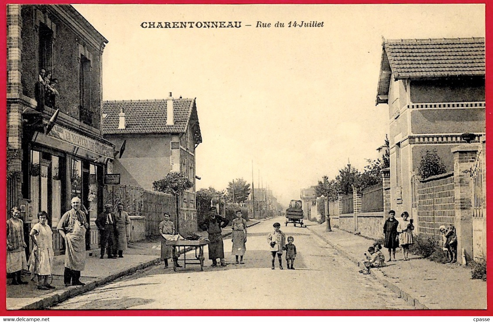 CPA 94 CHARENTONNEAU - Rue Du (quatorze) Juillet (Tabac à Gauche) - Other & Unclassified