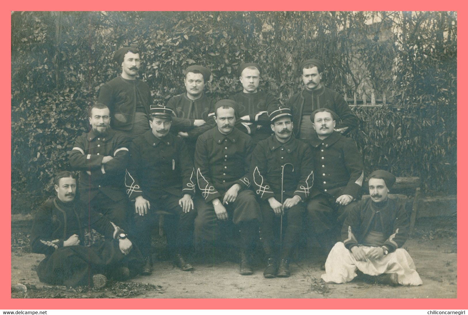 Cp Photo - WW1 - SATHONAY - Groupe De Militaires Du 3e Régiment - Militaire - Zouaves - Badaïa - Vareuse - Képi - 1914 - Non Classificati