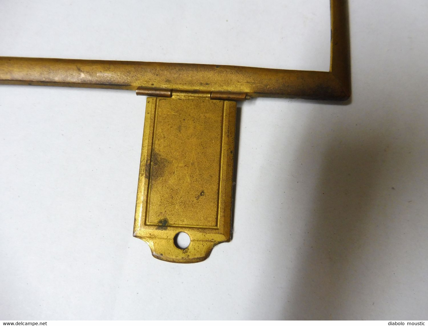 Article en cuivre doré,  d'accessoires anciens photographiques genre daguerréotype (non défini)