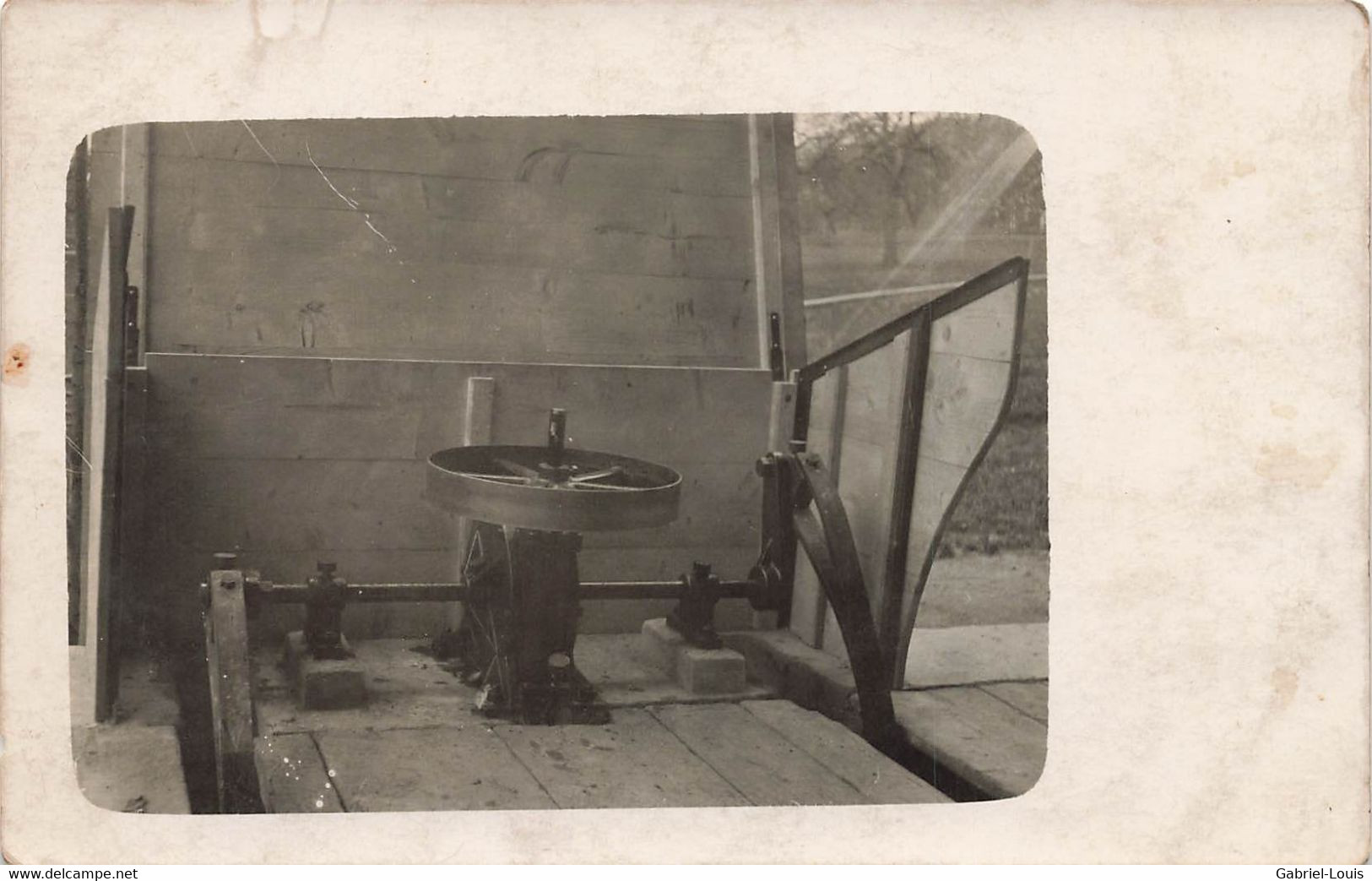 Carte-Photo - Non Située - Bauern Landwirtschaftliche Maschine  Landwirtschaftlicher Wagen - Sonstige & Ohne Zuordnung