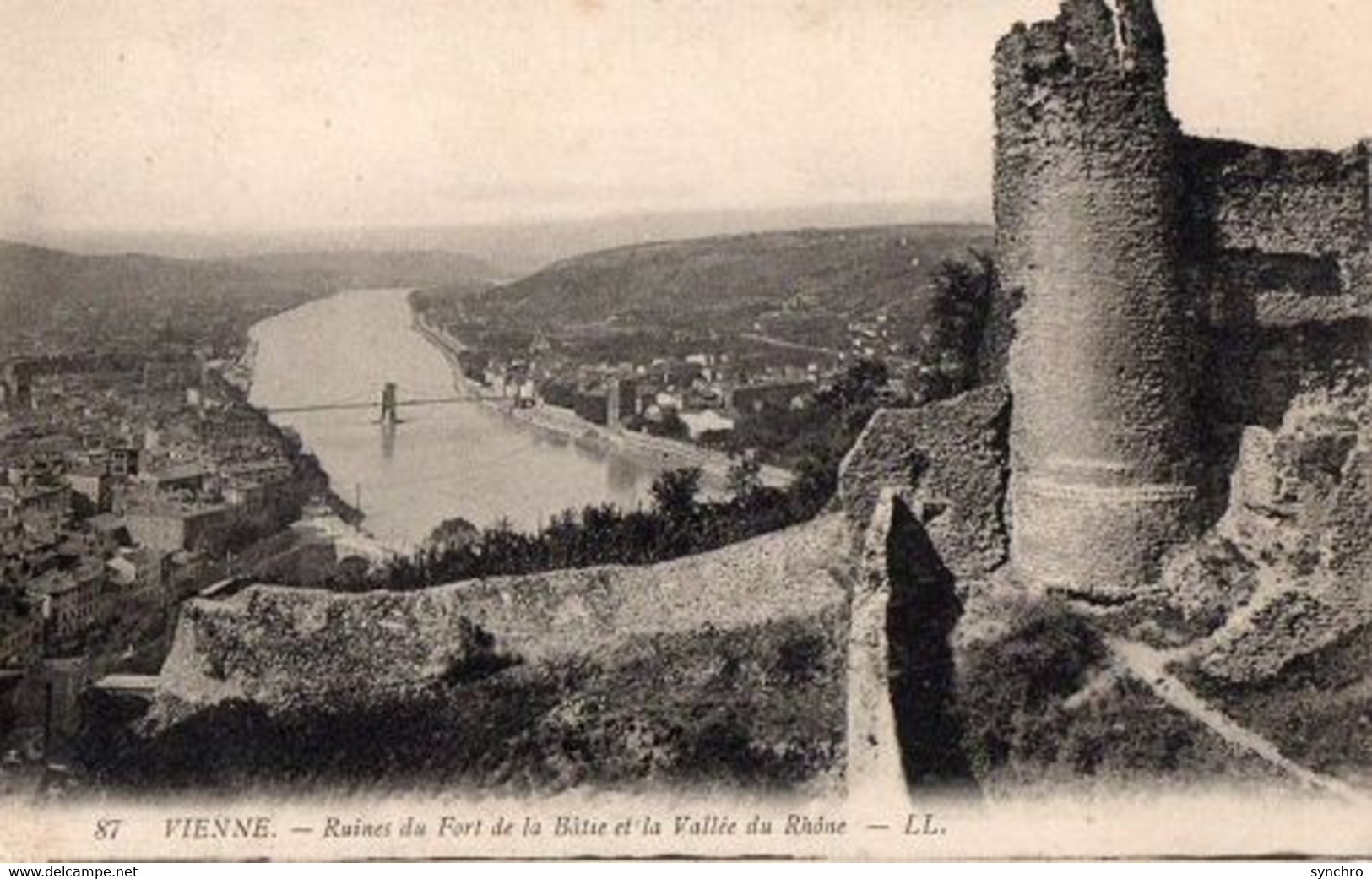 Ruine Du Fort De La Batie, Vallée Du Rhone - Vienne