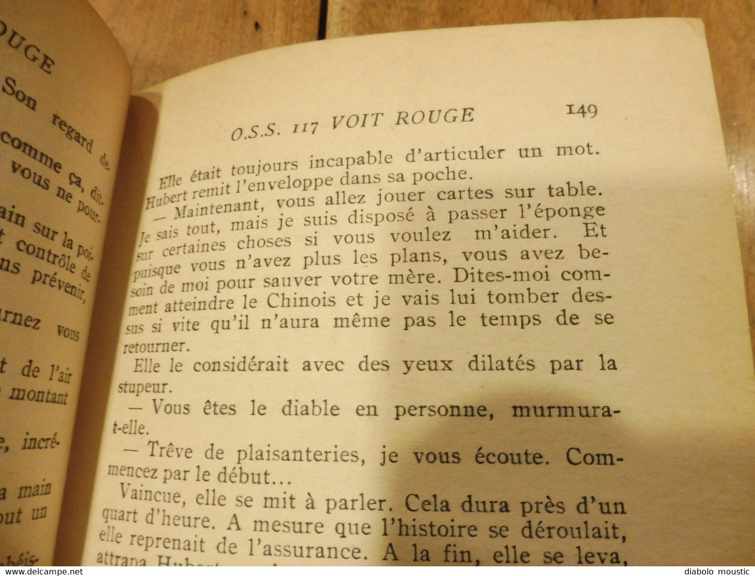 1961  OSS 117  VOIT ROUGE    - par Jean Bruce  (édition Les Presses de la Cité)