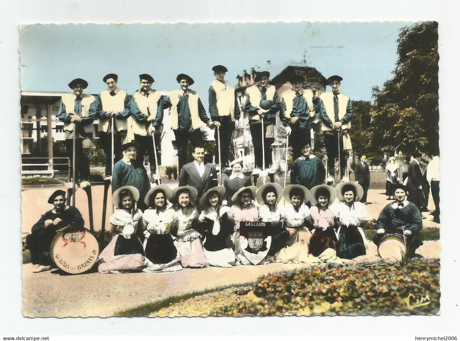 33 Gironde  Types Landais Echassiers Et Danseurs De Bazas Blason Gascogne Tambour Bazats - Bazas