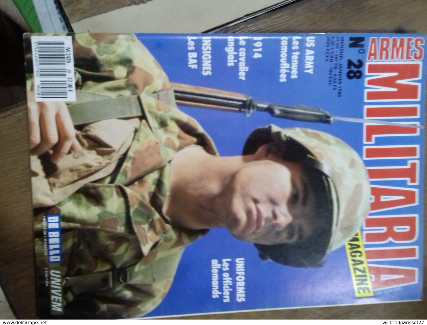 4/  ARMES MILITARIA N° 28 MAGAZINE - Waffen