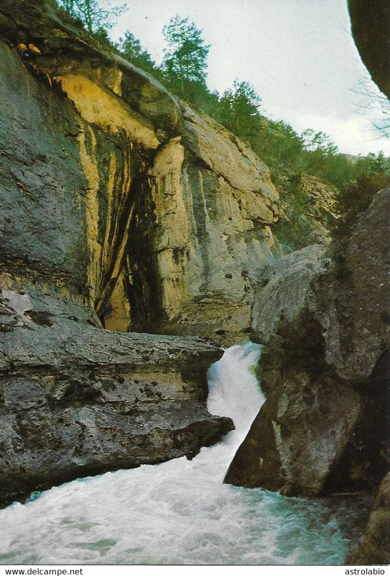 Pitarque, Nacimiento Del Río Pitarque (Teruel) Edición JDP - Teruel