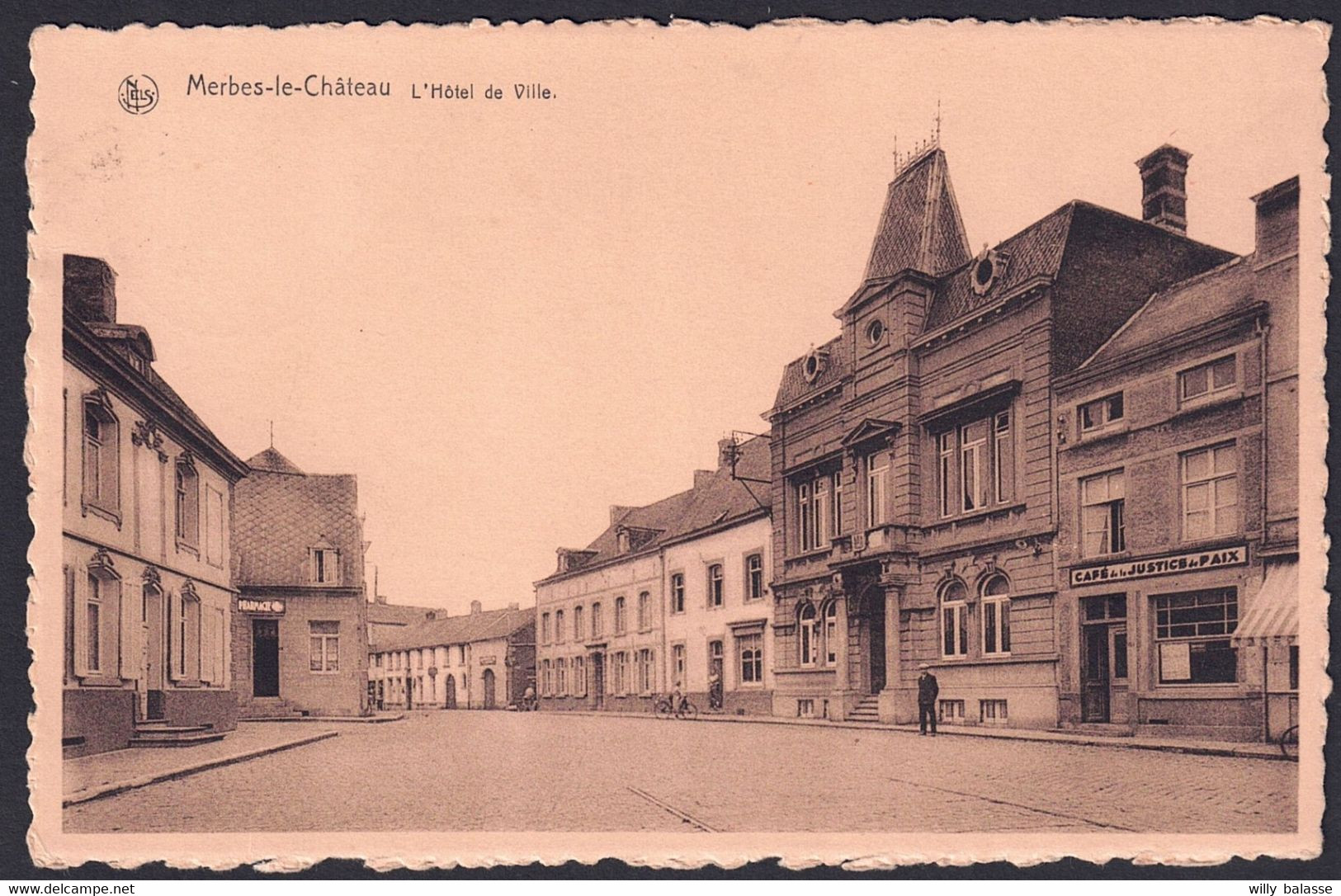 +++ CPA - MERBES LE CHATEAU - Hôtel De Ville - Café De La Justice De Paix  // - Merbes-le-Château