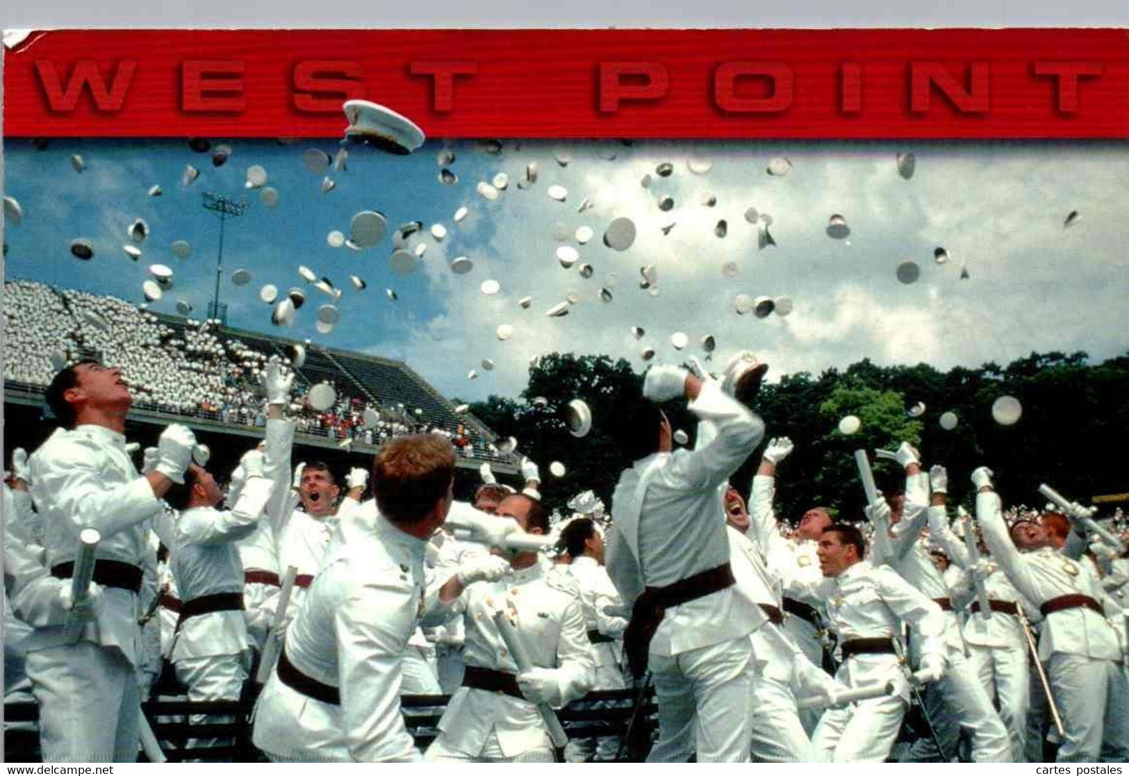 United States Military Academy WEST POINT NEW YORK The Traditional Throwing Of The White Caps - Enseñanza, Escuelas Y Universidades