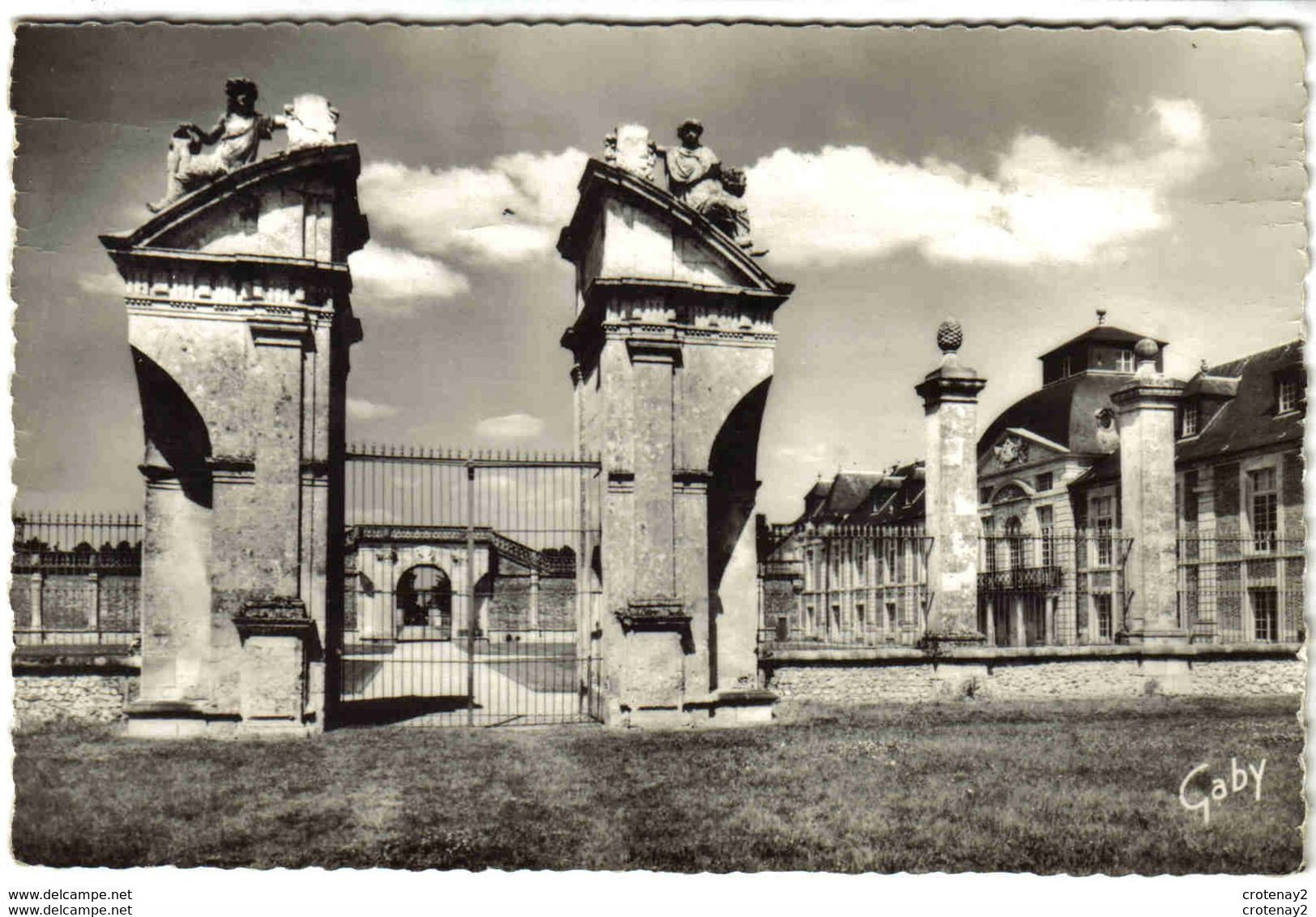 27 LE NEUBOURG N°17 Château Du Champ De Bataille Statues VOIR DOS édit Artaud - Le Neubourg