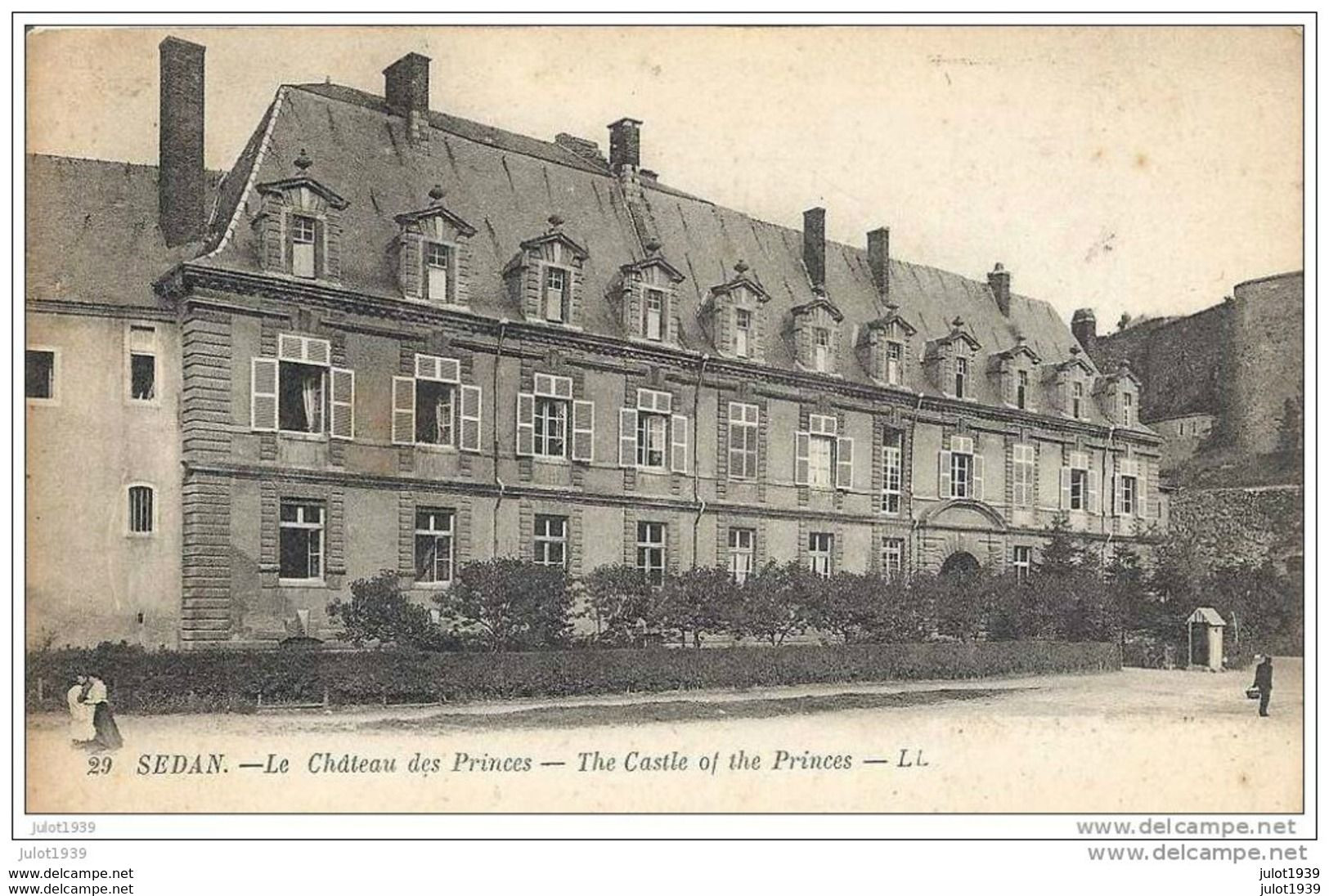 SEDAN ..-- 08 . ARDENNES ..--  Le Château Des Princes . - Sedan