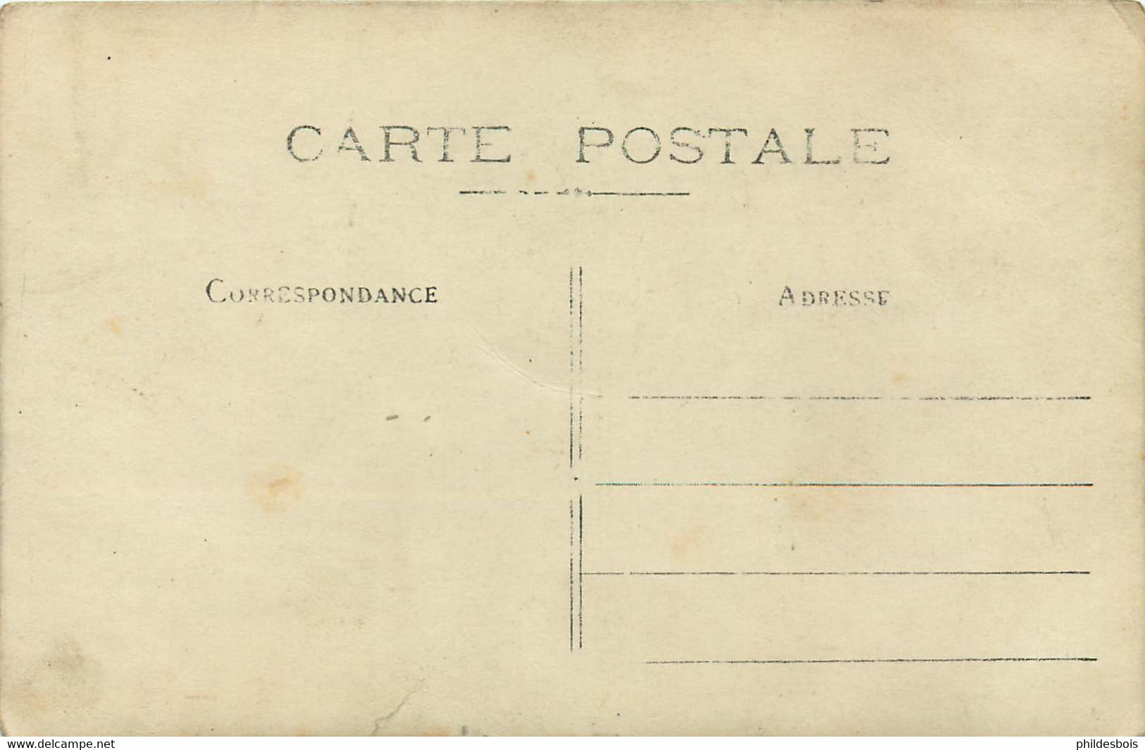 CARTE PHOTO MILITAIRE Personnages  ( A Identifier ) - Characters