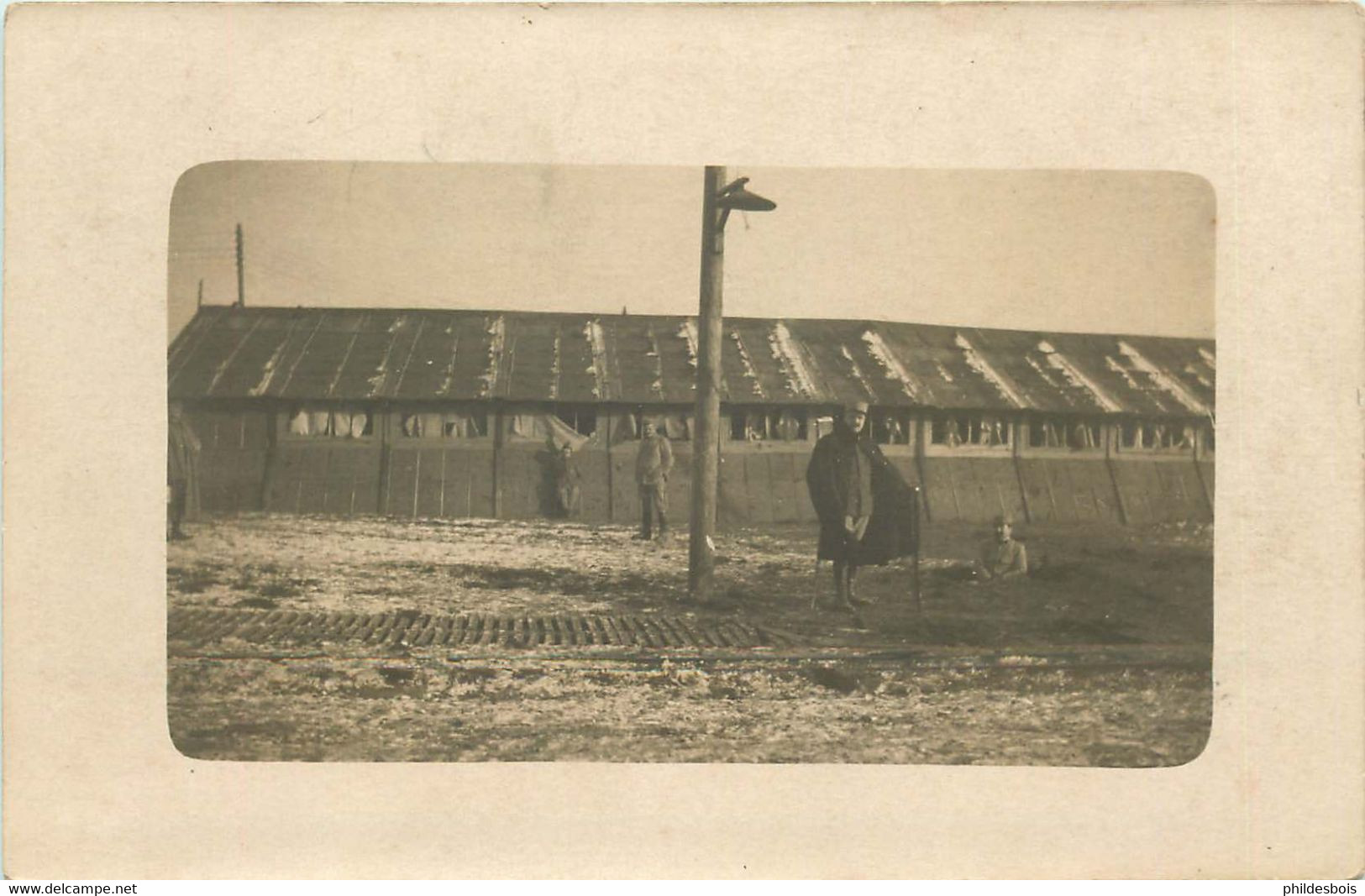CARTE PHOTO MILITAIRE  Camp   ( A Identifier ) - Other Wars