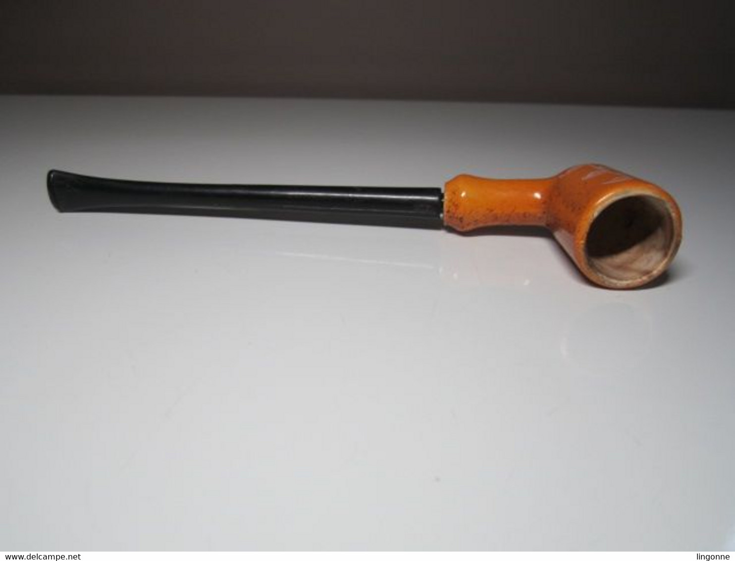 PIPE BRETONNE Ancienne en Céramique avec Hermine - Bretagne KERALUC Quimper Motif OISEAU long 19 cm Poids 35 Grammes