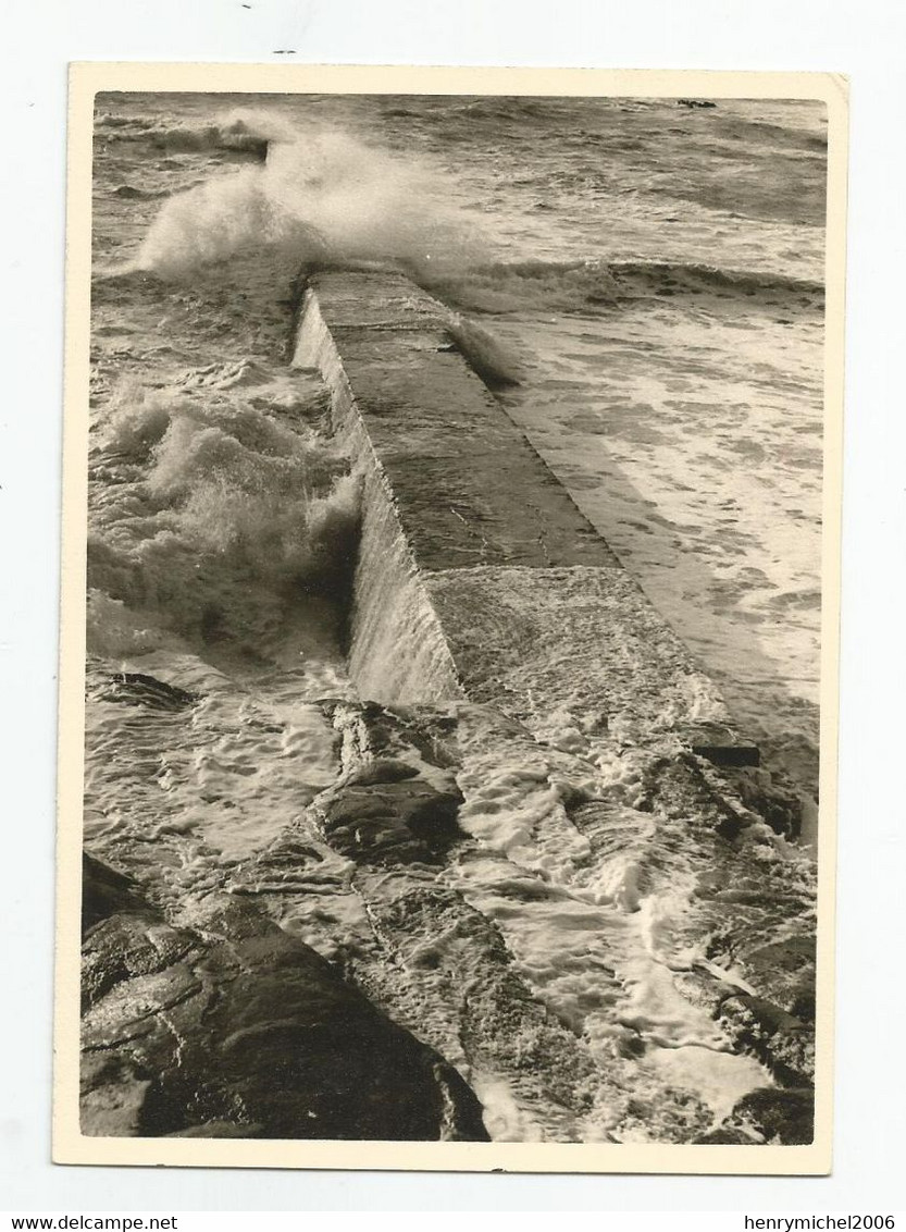 44 Bourg De Batz La Jetée Par Gros Temps Vue Par Jacques Cholet Photo 3919 - Batz-sur-Mer (Bourg De B.)