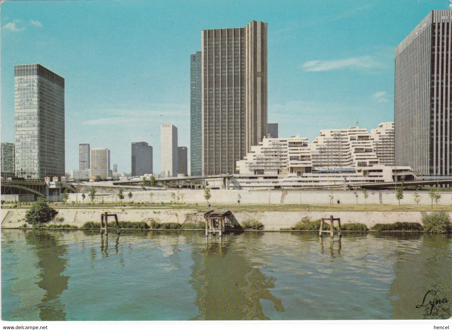 LA DEFENSE . Tour Neptune. Résidence Des Damiers.Tour Assur. UAP. Tour Nobel - La Defense