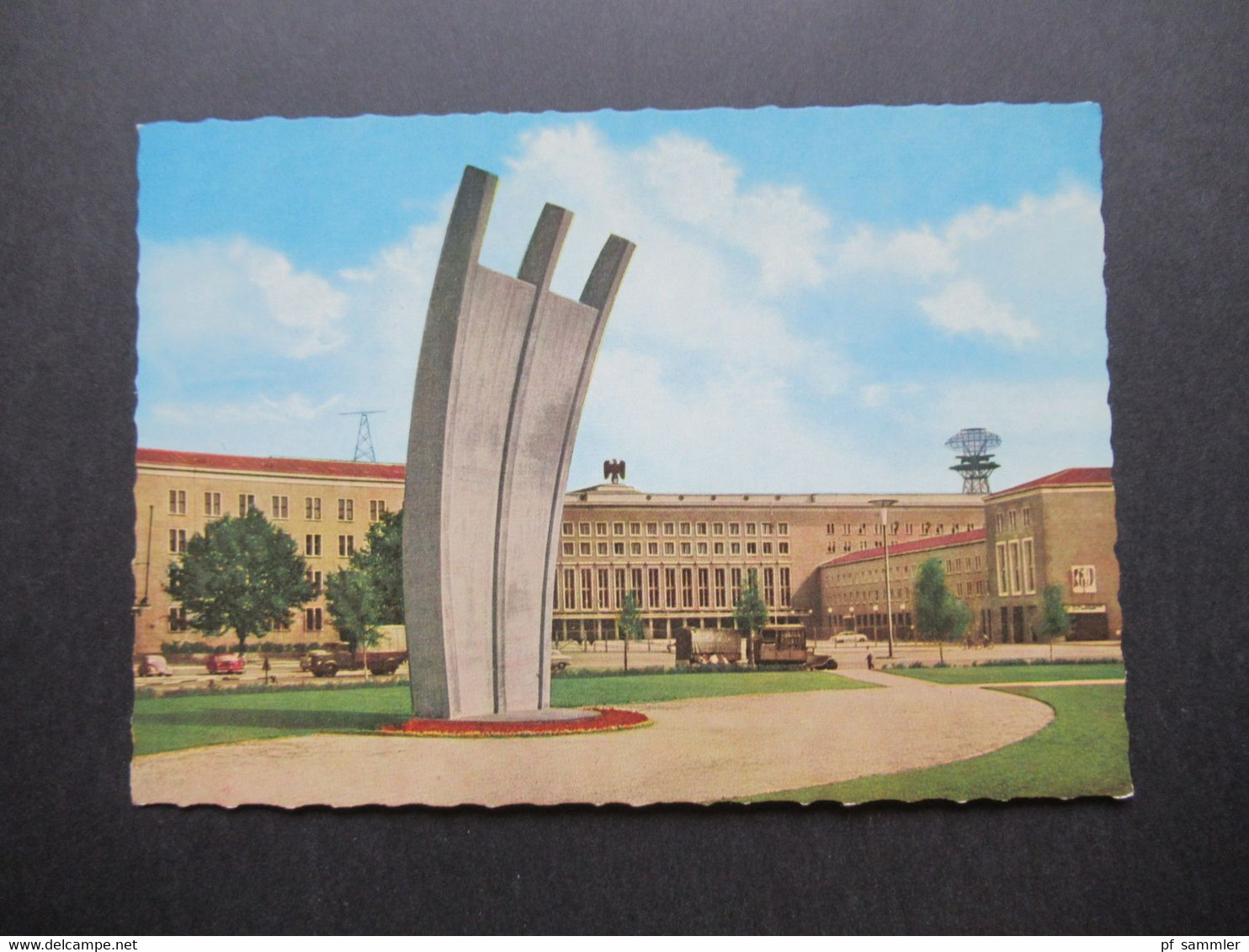 Berlin ca.1970er Jahre Bildserie / 6 AK verschiedene Motive wie Luftbrücken Denkmal, Kongreßhalle usw.