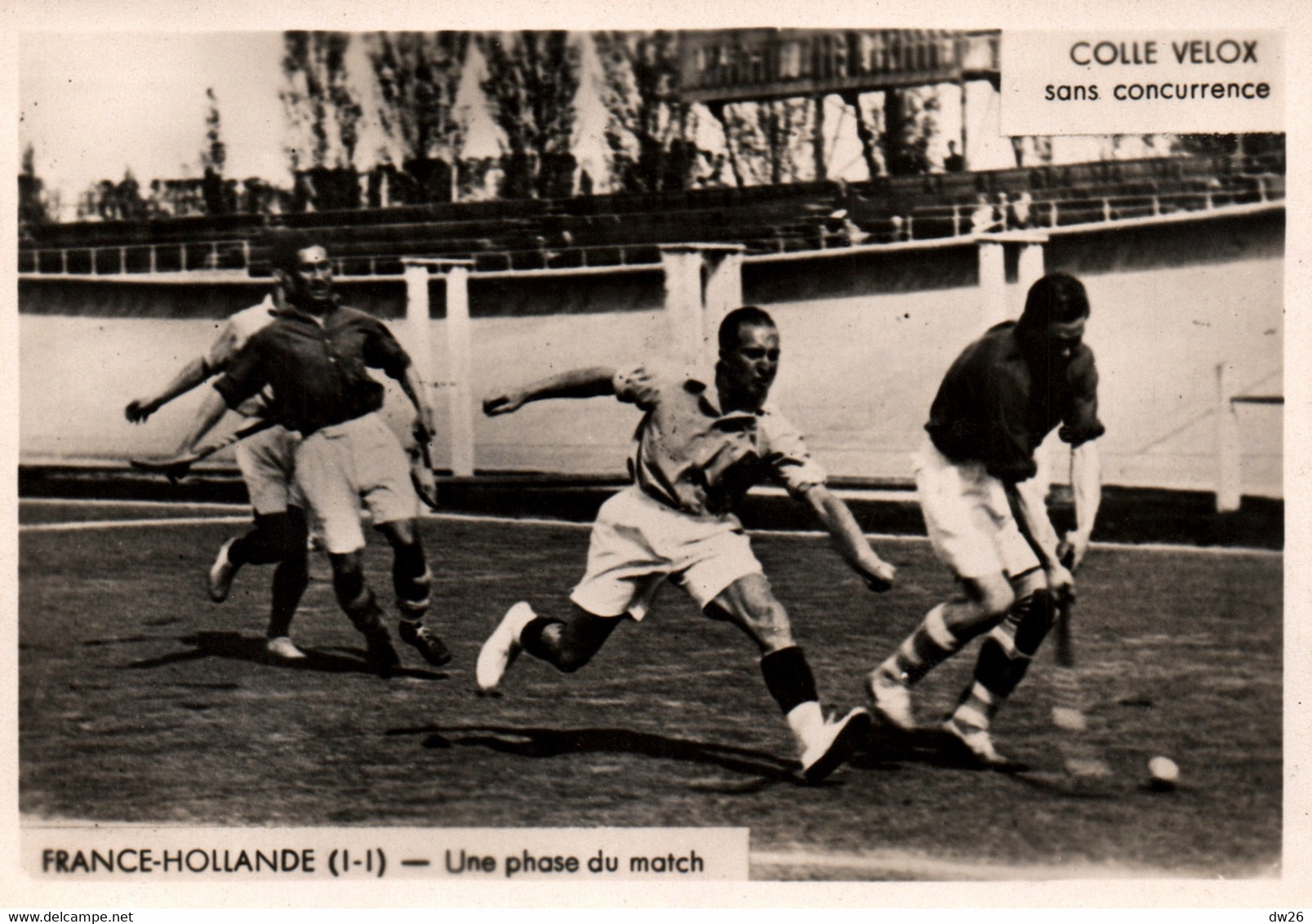 Photo De Presse Velox: Hockey-sur-Gazon - FRance-Hollande (1-1) Une Phase Du Match Vers 1947 - Sport