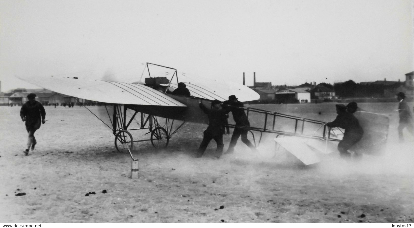 Aviation >Photo SAFARA > N° 177 - Géo CHAVEZ Bat Le Record De Haut. 2587m Le 8.9.1910 - Il Péri Après Avoir Vaincu Les A - Luchtvaart