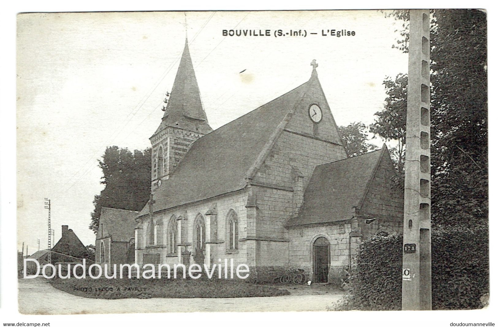 CPA - 76 - BOUVILLE - L'Eglise                   ***BELLE CARTE*** - Duclair