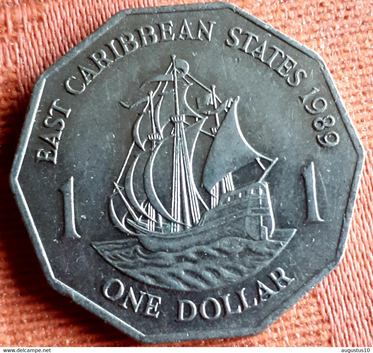 EAST CARIBBIAN STATES : 1 DOLLAR 1989 KM 20 - Caribe Británica (Territorios Del)