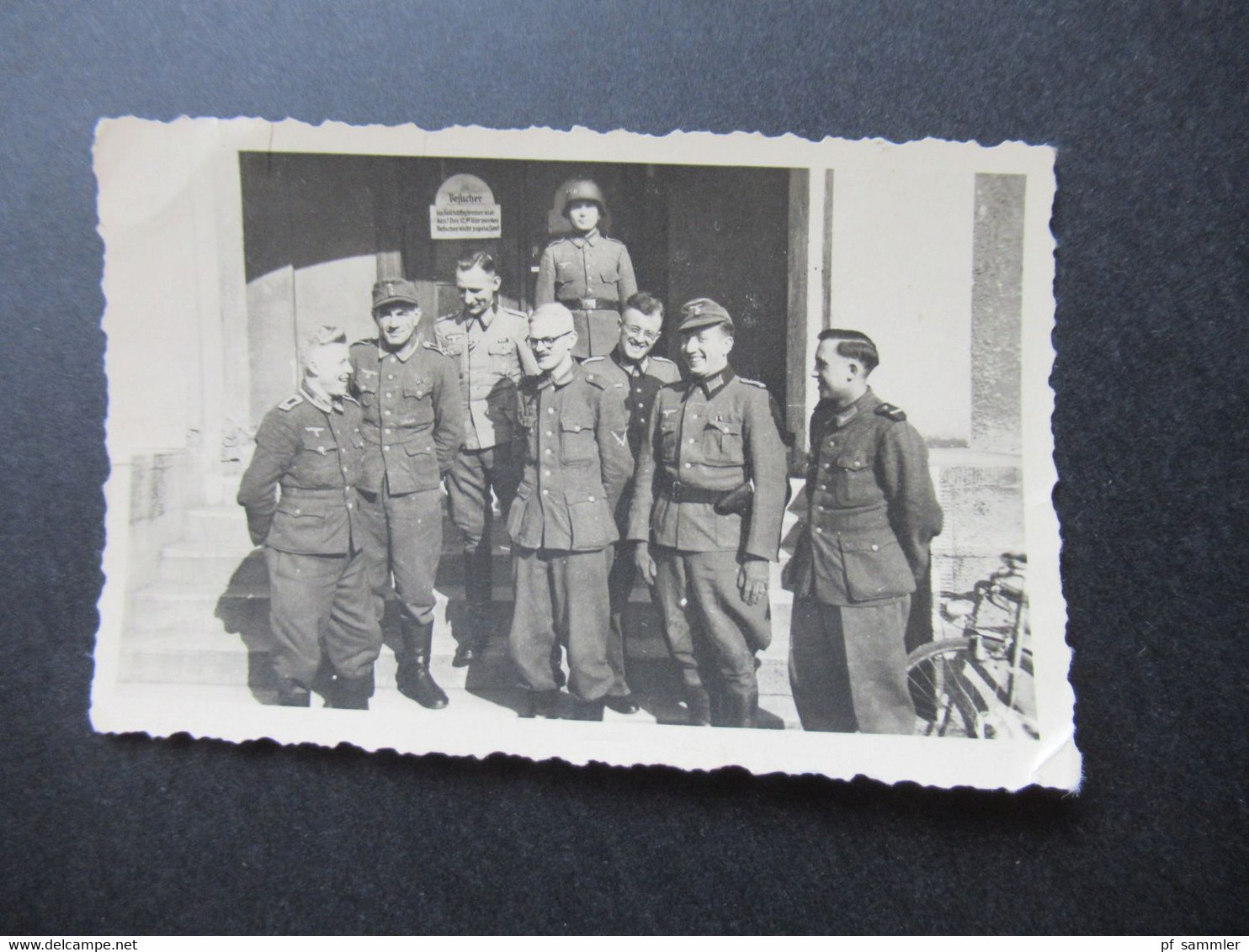 Echtfoto Soldaten Der Wehrmacht In Idar Oberstein In Uniform / Verschiedene Dienstgrade - War, Military