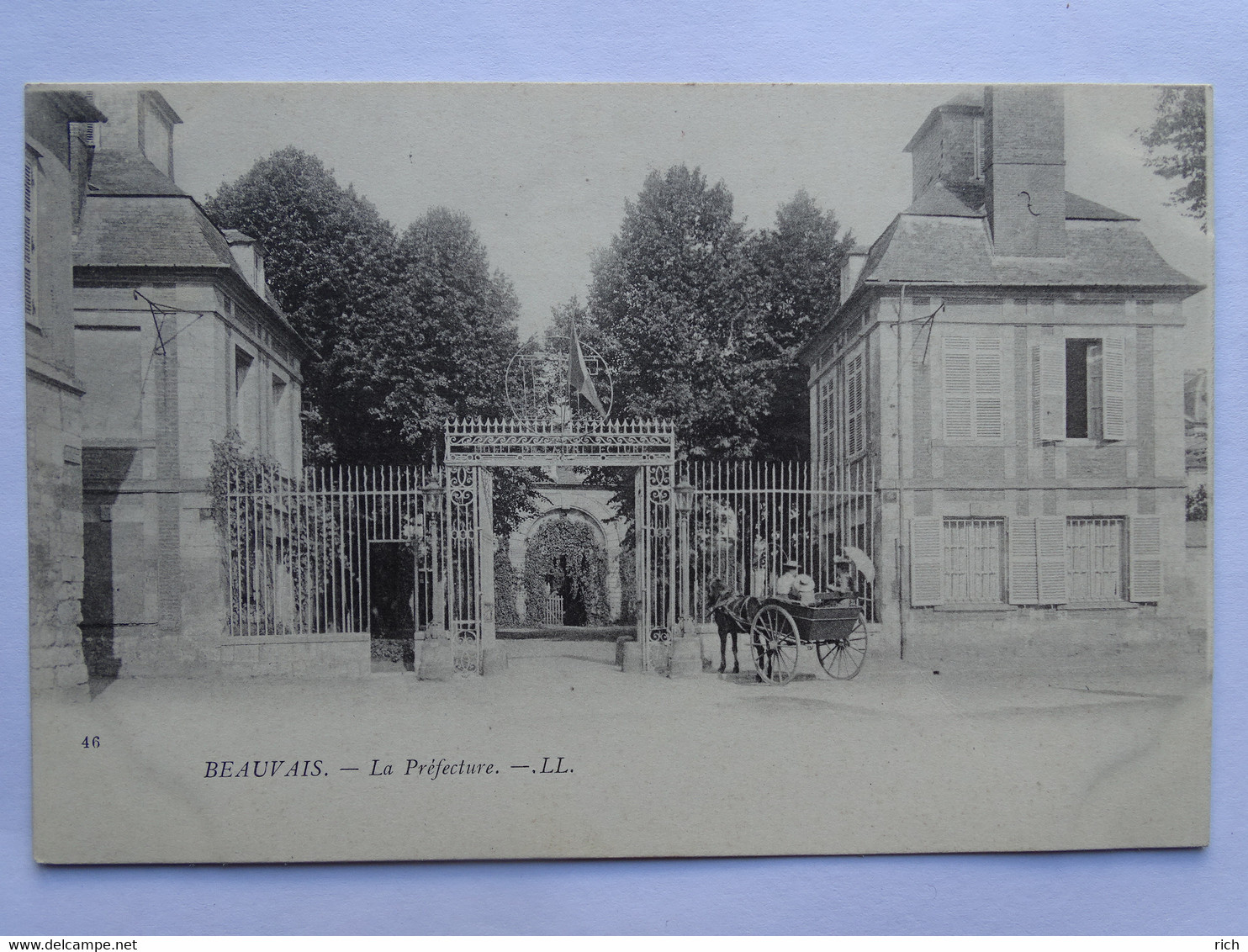 CPA (60) Oise - BEAUVAIS - La Préfecture - Beauvais