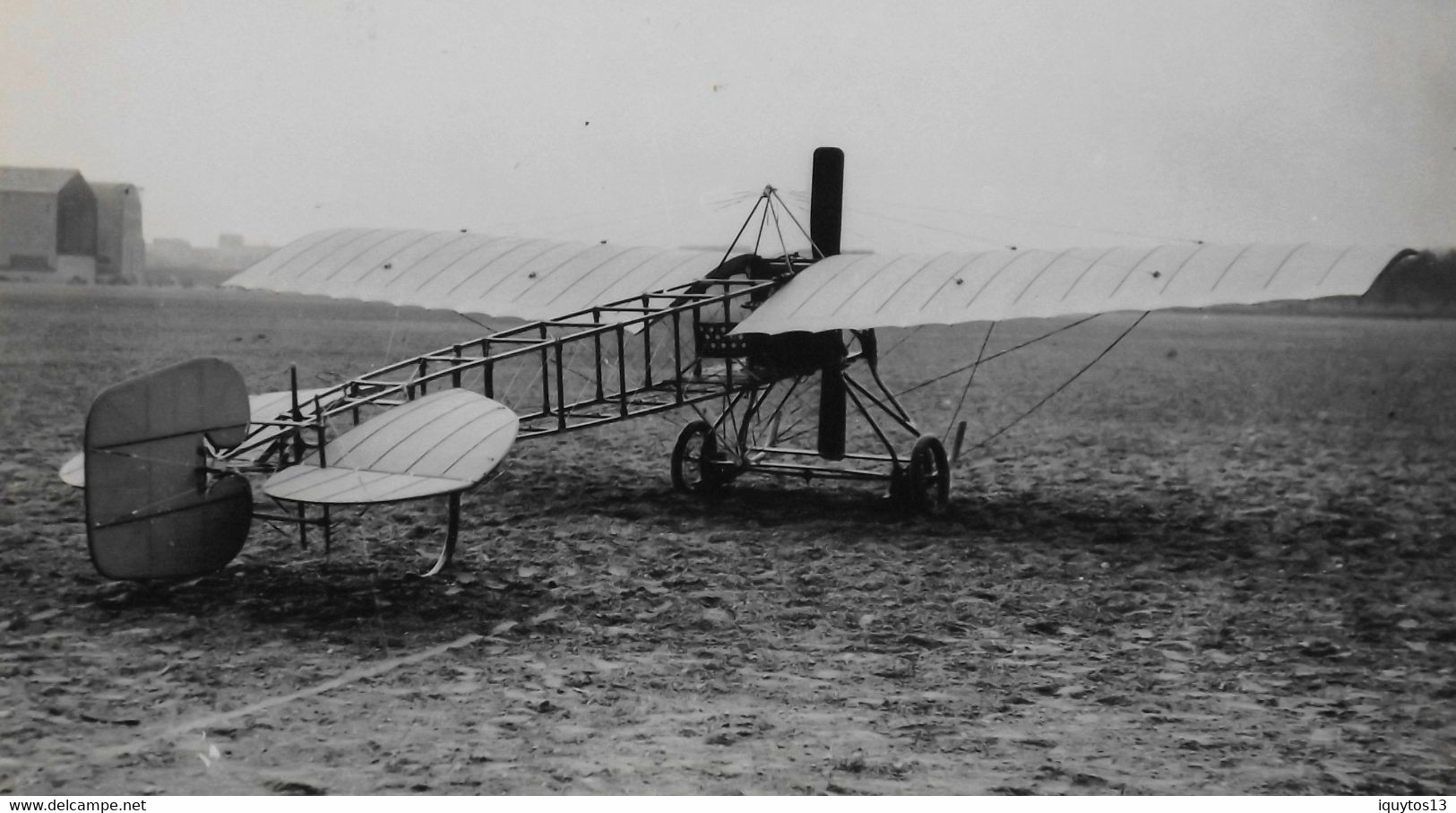 Aviation > Photo SAFARA > N° 340 - En Mai 1911 - Le Monoplan MOLON - TBE - Aviación