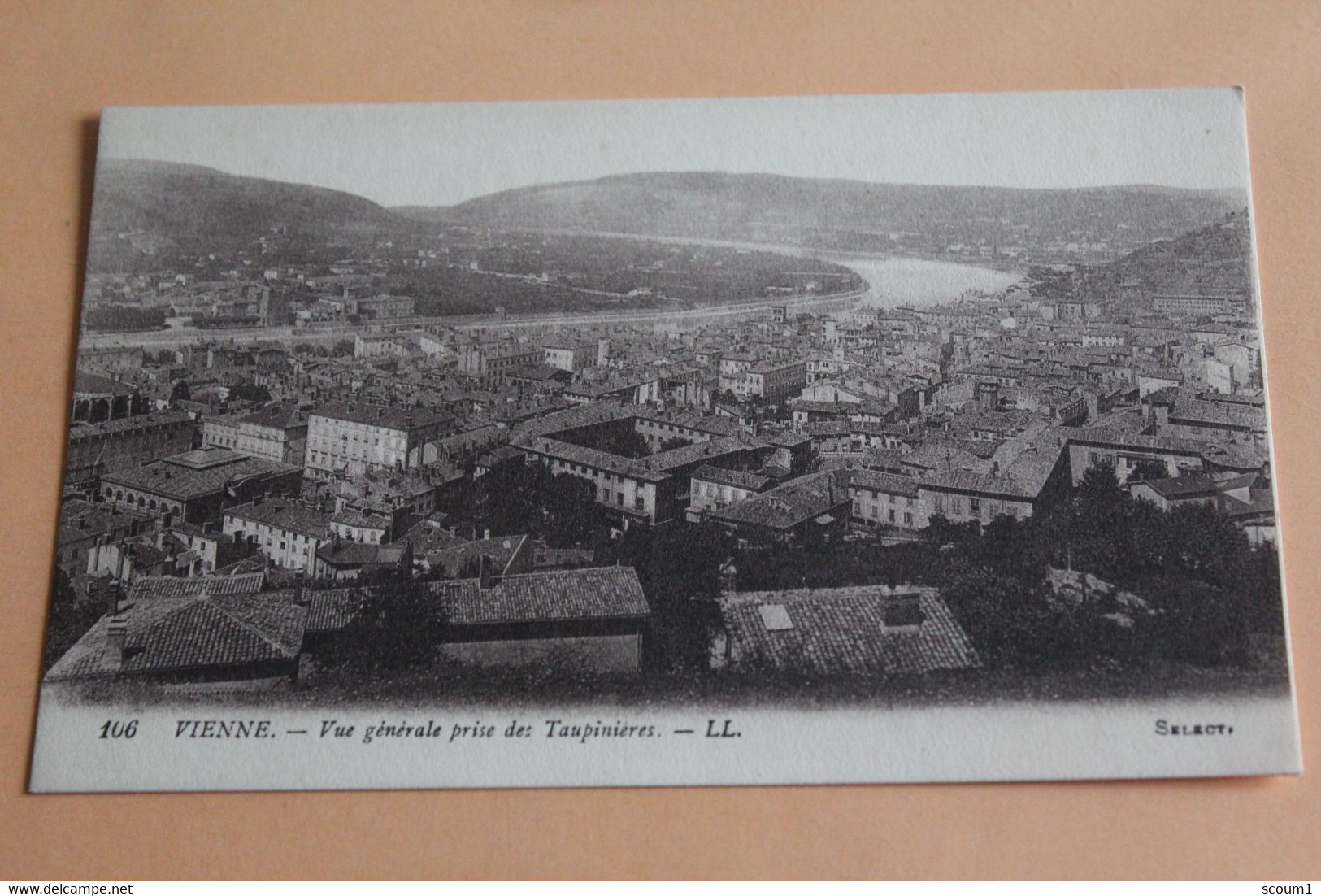 Vienne - Vue Générale Prise Des Taupinières - Vienne