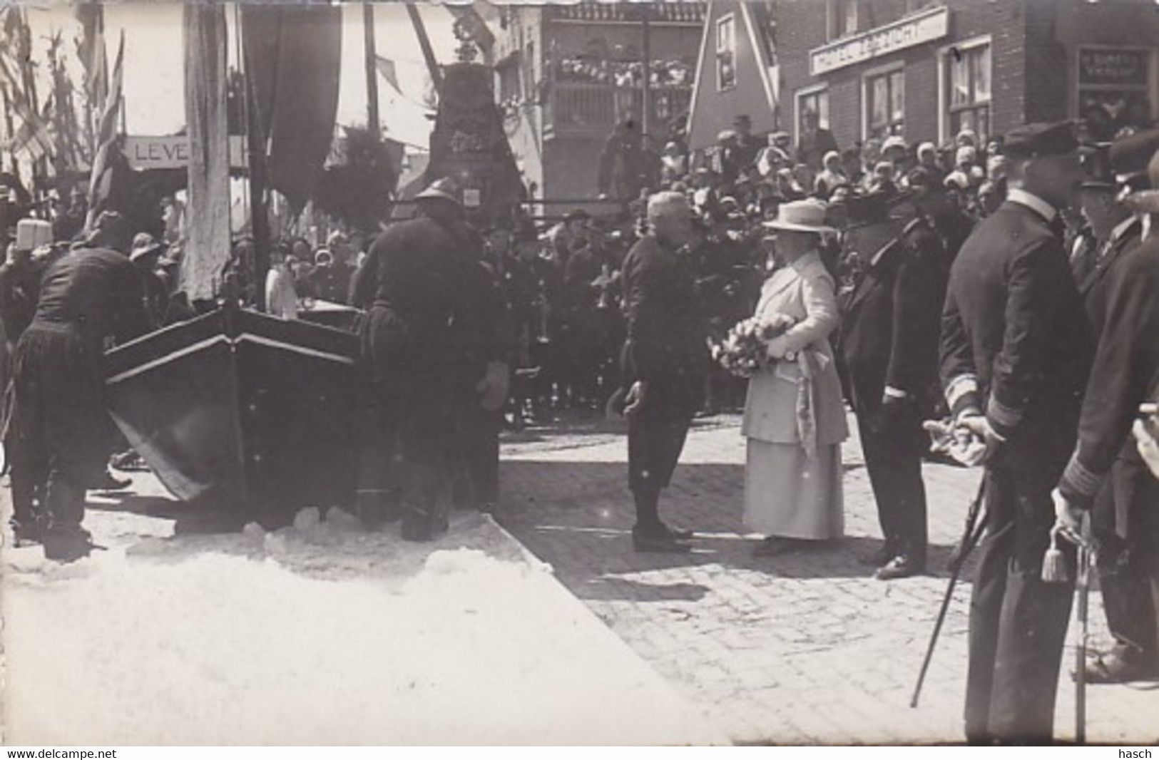 486820Bezoek Koninklijke Familie Aan Urk 21 – 06 – 1921. (HOTEL ZEEZICHT) - Case Reali