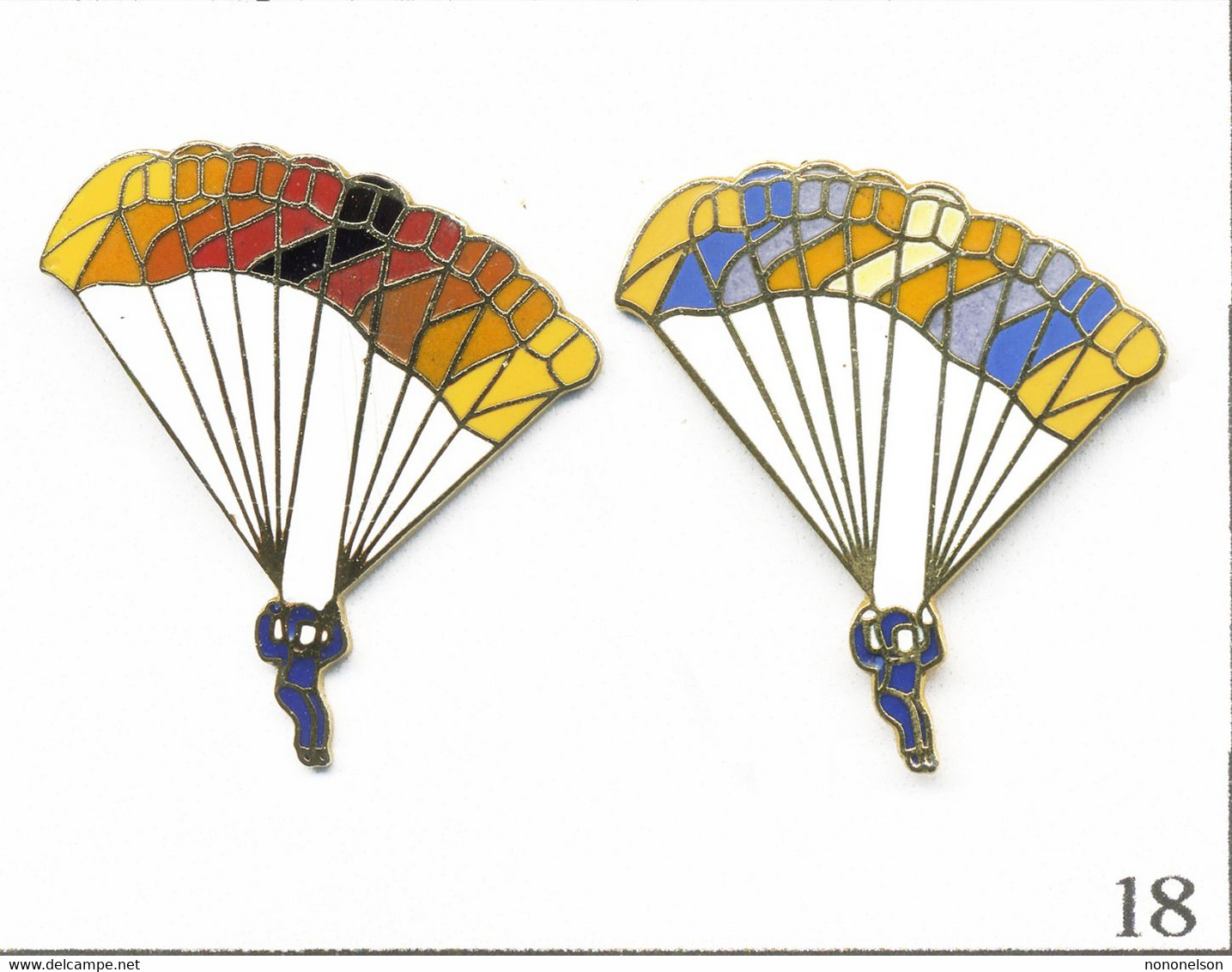 LOT 2 Pin's Sport - Parachutisme / Parachute Multicolore. Non Estampillé. EGF. T800H-18B - Parachutting