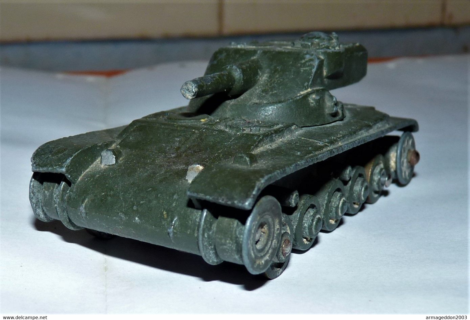 DINKY TOYS CHAR AMX VEHICULE MILITAIRE MINIATURE ANCIEN - Chars