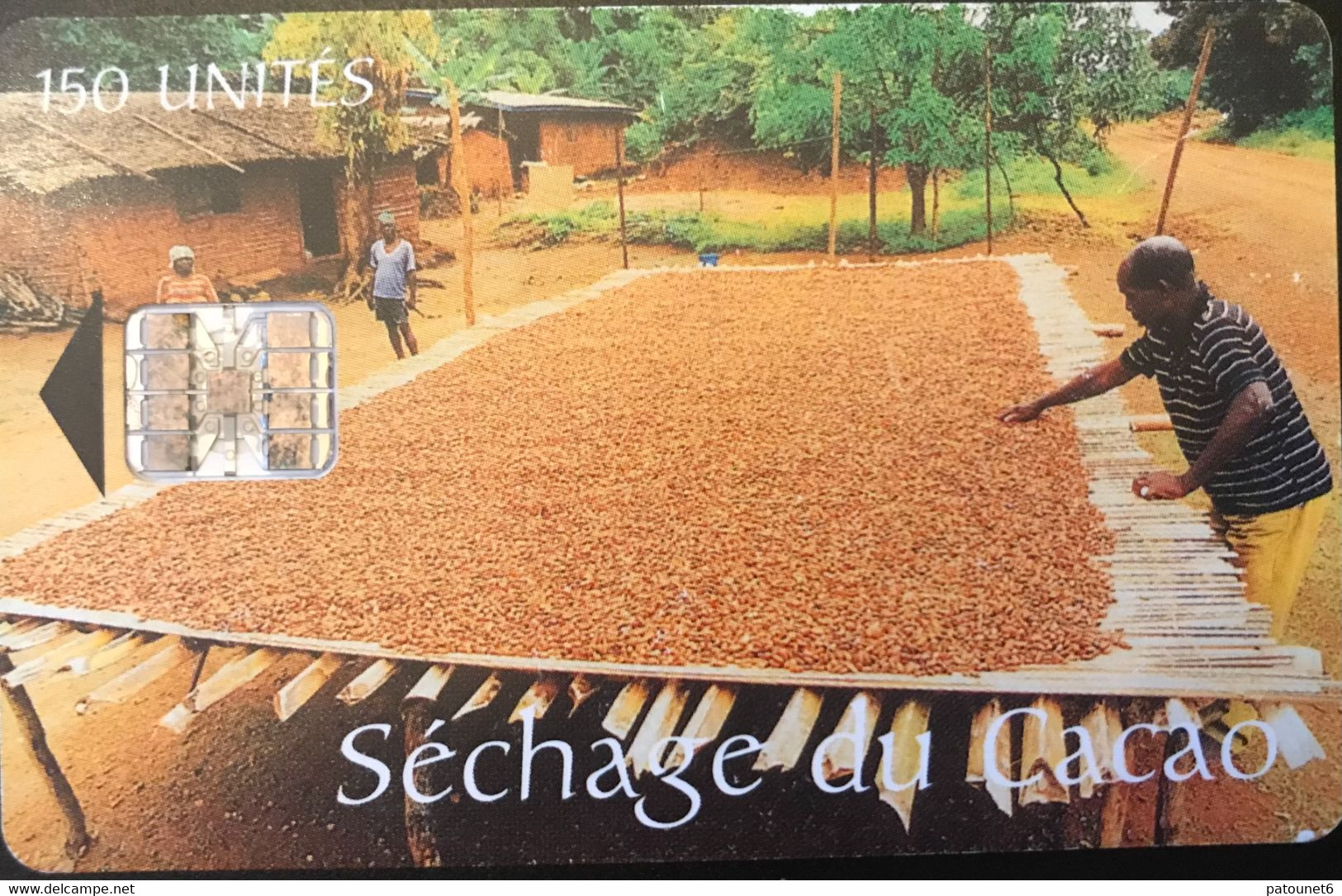 CAMEROUN  -  Phonecard  -  Séchage Du Cacao  -  150 Unités - Cameroon