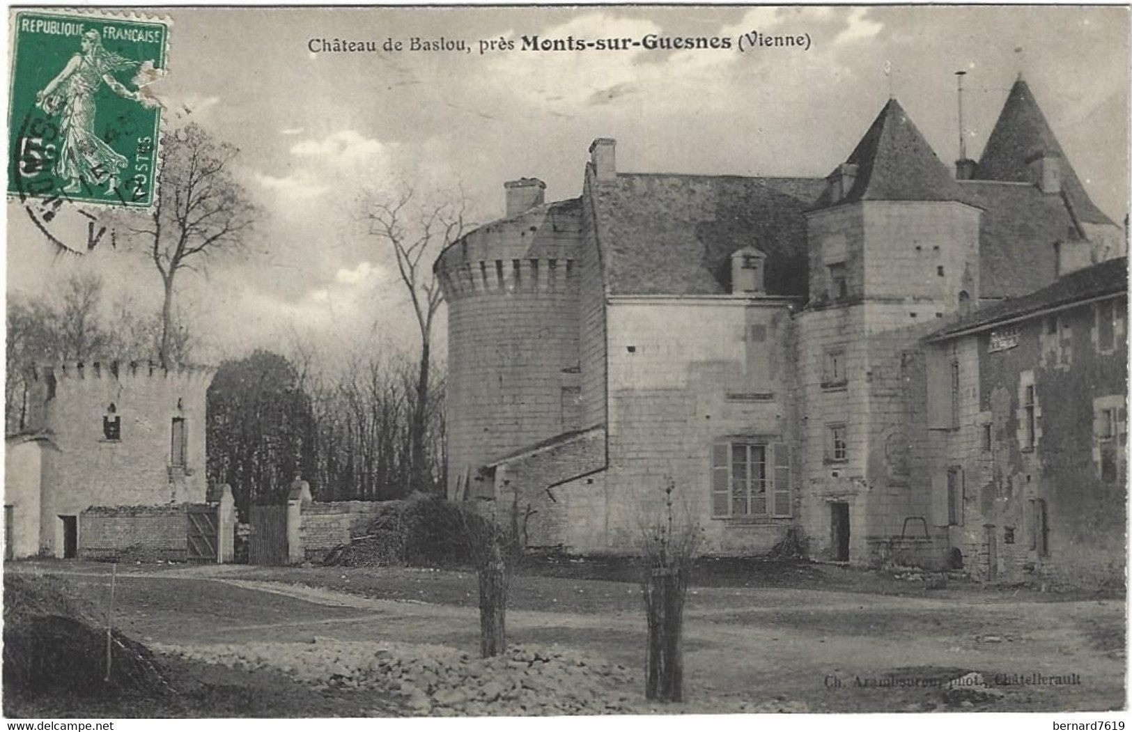 86     Monts Sur Guesnes  -  Chateau De Baslou - Monts Sur Guesnes