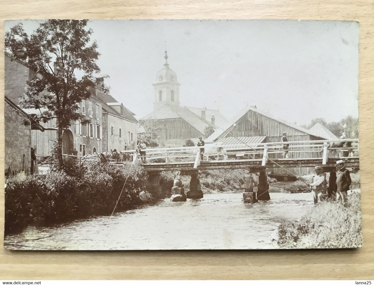 RARE CARTE PHOTO MOUTHE PECHEURS SUR LE PONT - Mouthe