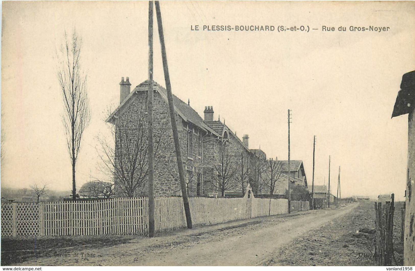 LE PLESSIS-BOUCHARD-rue Du Gros Noyer - Le Plessis Bouchard